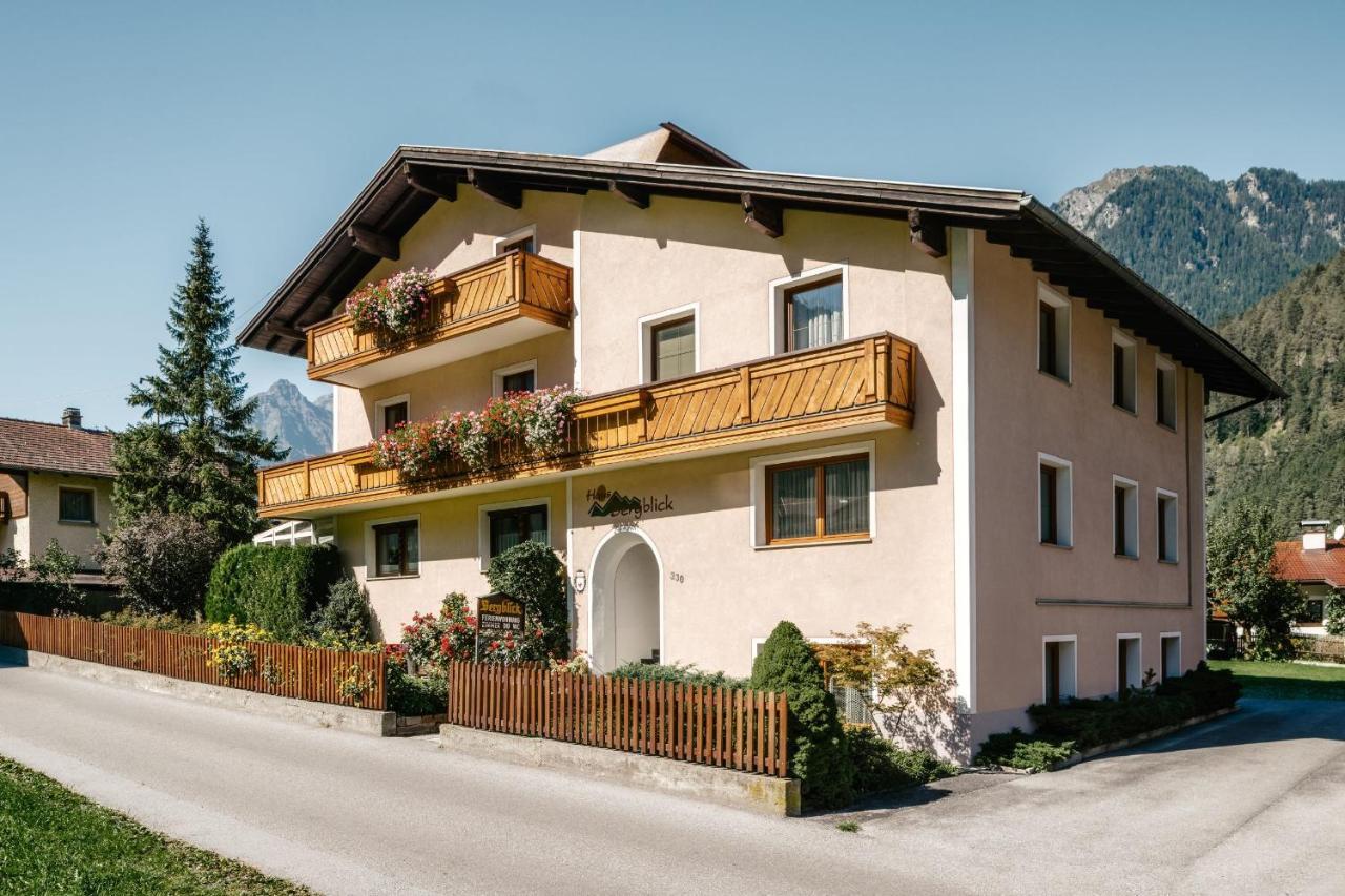 Aparts Handle Und Haus Bergblick Apartment Pfunds Bagian luar foto