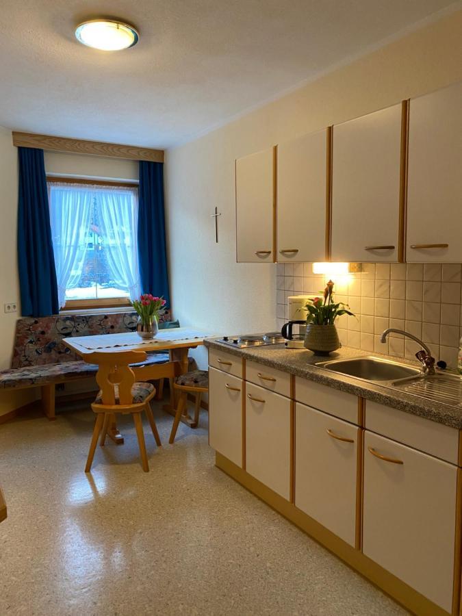 Aparts Handle Und Haus Bergblick Apartment Pfunds Bagian luar foto