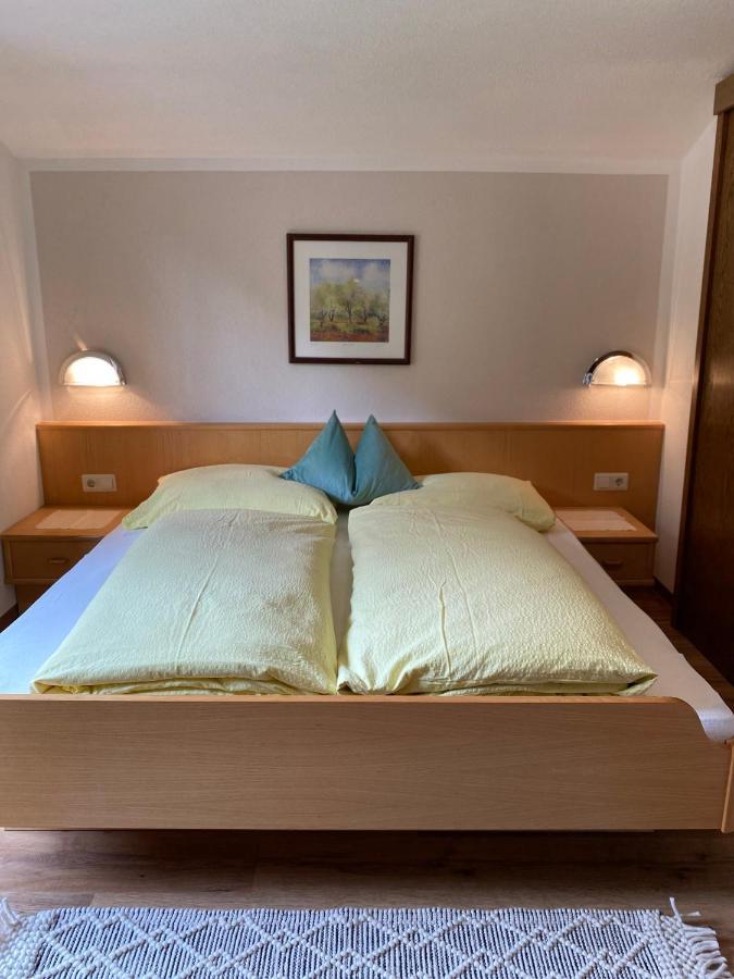 Aparts Handle Und Haus Bergblick Apartment Pfunds Bagian luar foto