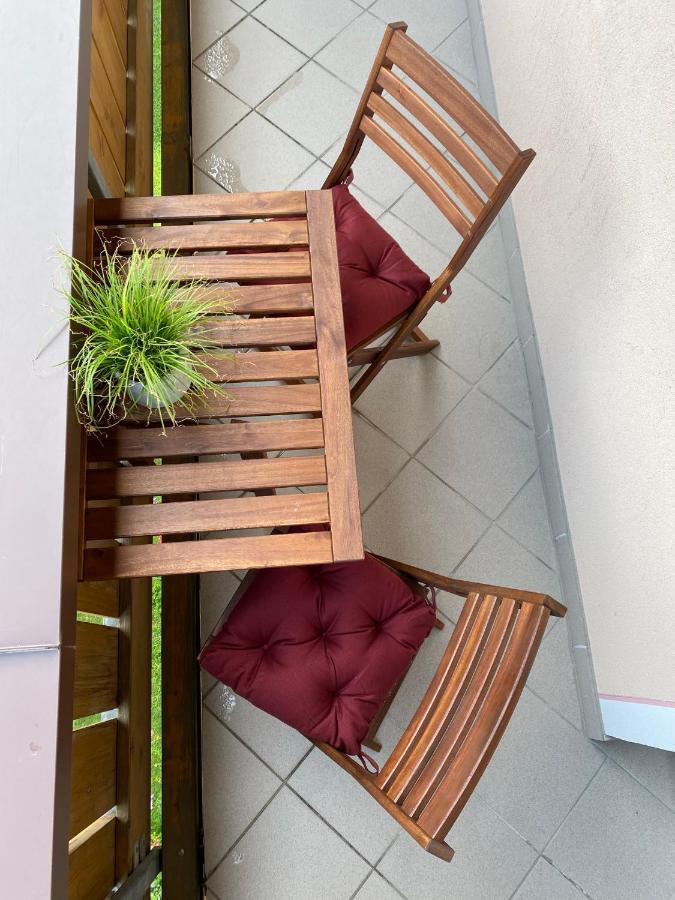 Aparts Handle Und Haus Bergblick Apartment Pfunds Bagian luar foto