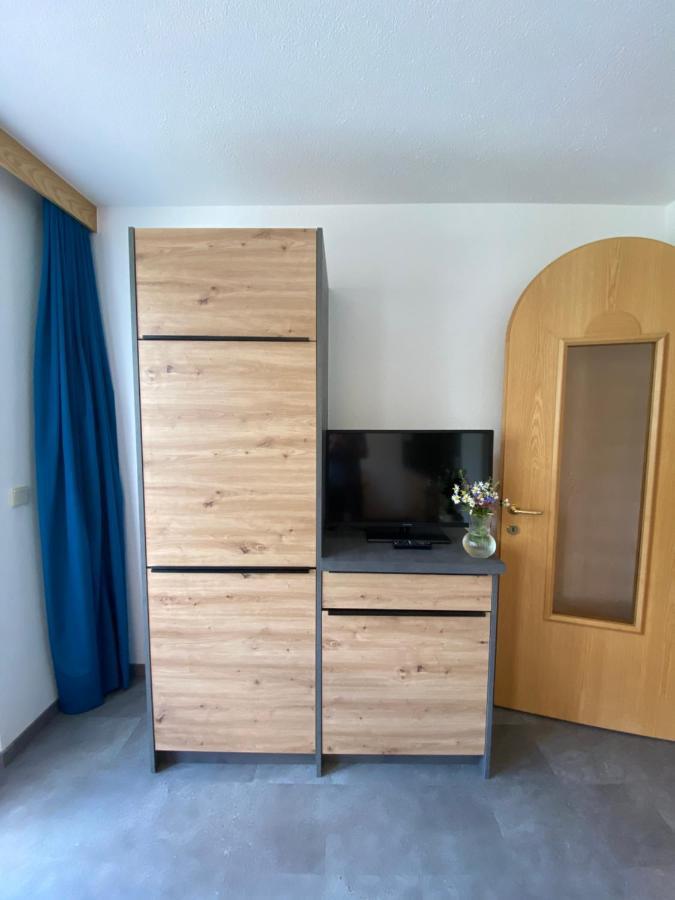 Aparts Handle Und Haus Bergblick Apartment Pfunds Bagian luar foto