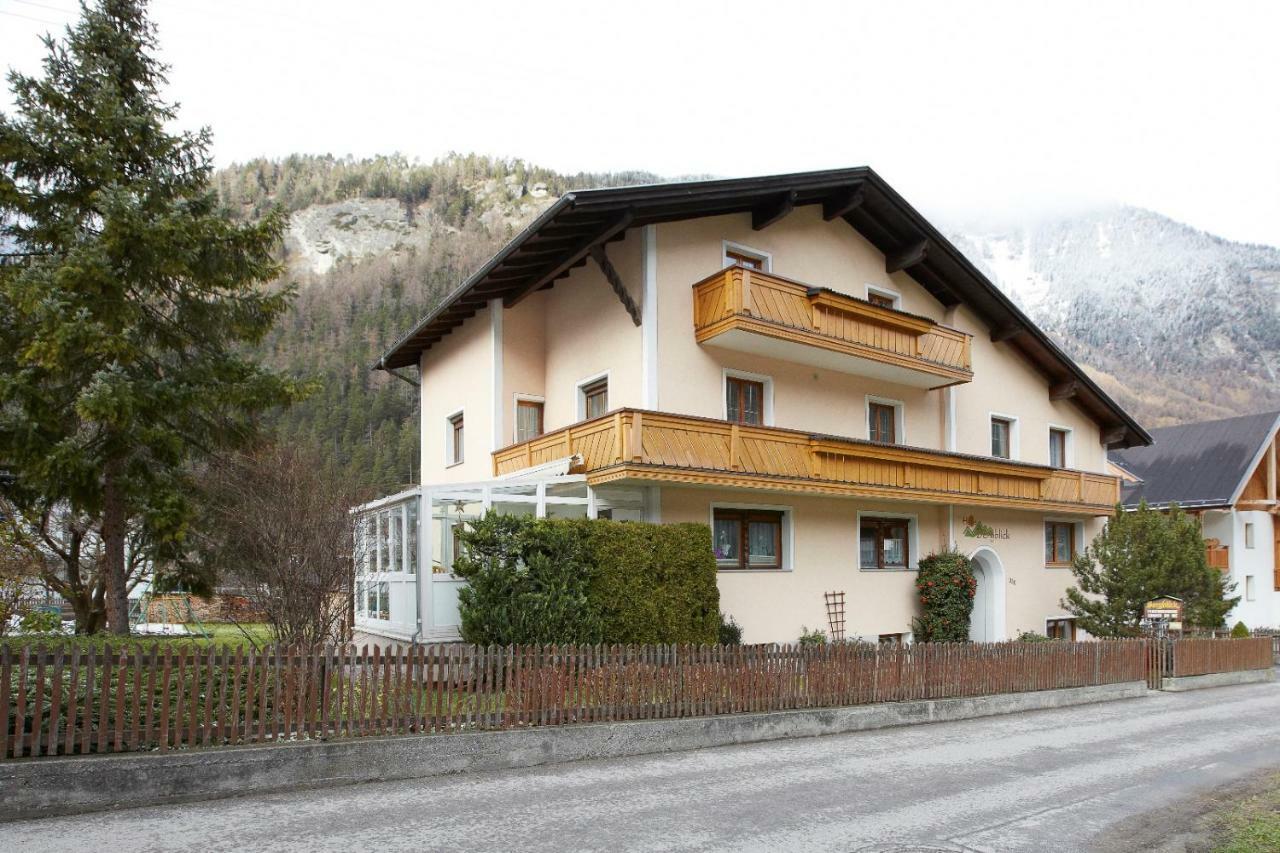 Aparts Handle Und Haus Bergblick Apartment Pfunds Bagian luar foto