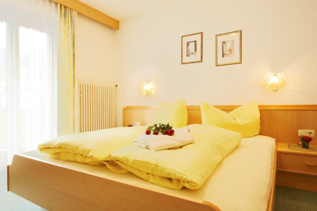 Aparts Handle Und Haus Bergblick Apartment Pfunds Bagian luar foto